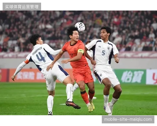 中国男足在友谊赛中取胜,为长期备战计划和球员建立信心 中国男足在友谊赛中取胜,为长期备战计划和球员建立信心